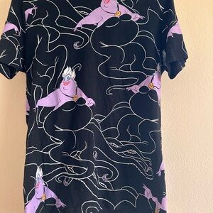 Disney Villains Ursula Black and Purple Women's Tee